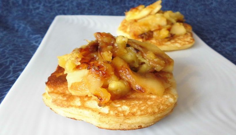 BLINIS DE SARRASIN ET POMMES CUITES