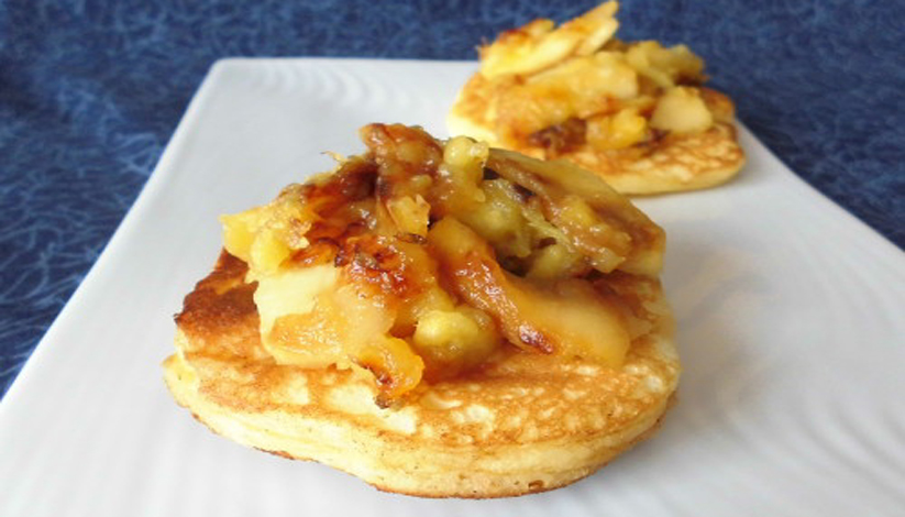 BLINIS DE SARRASIN ET POMMES CUITES