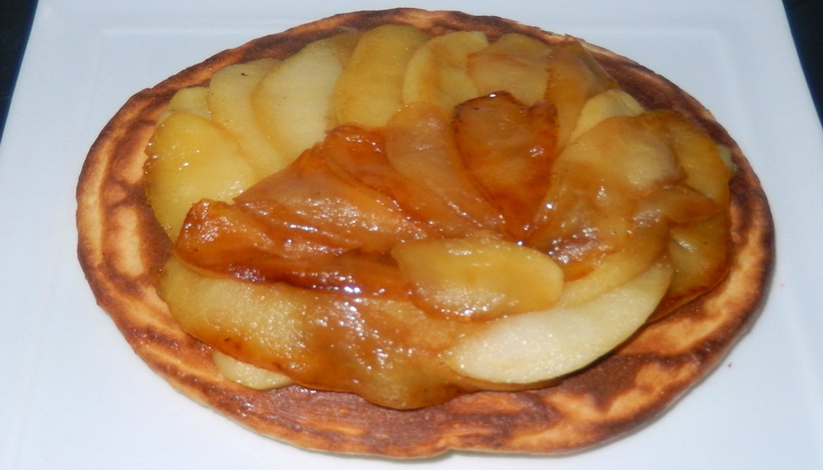 BLINIS DE SARRASIN ET POMMES CUITES