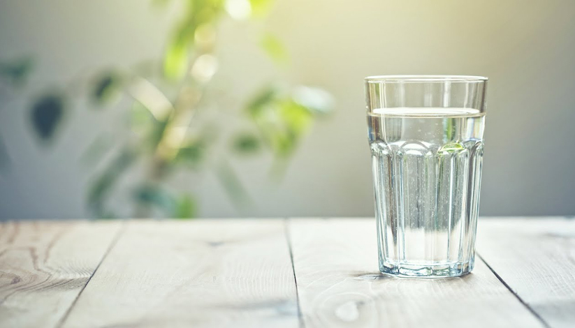 LA TECHNIQUE DU VERRE D’EAU