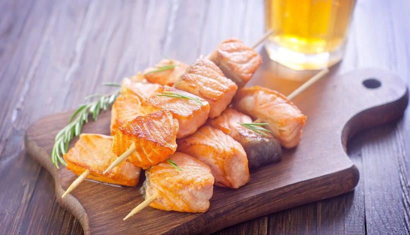 Brochettes de saumon coco curry