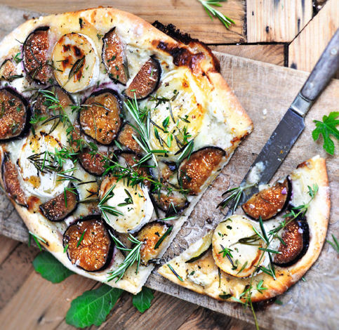 Pizza blanche aux figues